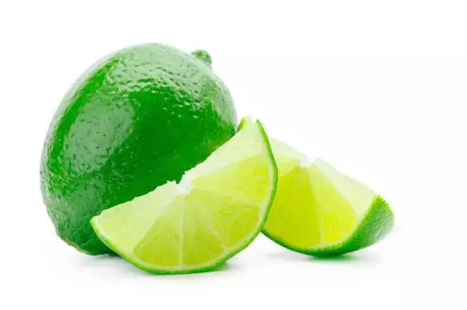 Atasi wajah kusam penuh keriput pakai 1 jenis buah Berbagai sumber