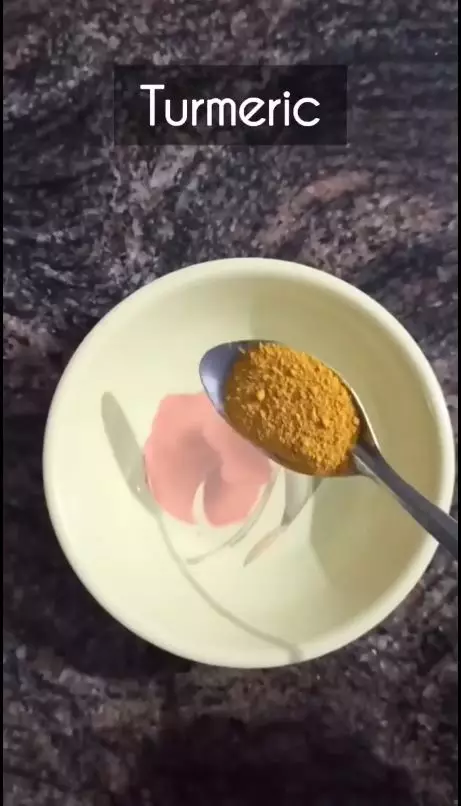 trik samarkan wajah penuh flek hitam berbagai sumber