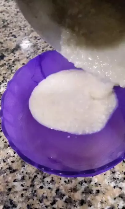 Mengurangi rontok dan rambut uban Berbagai sumber