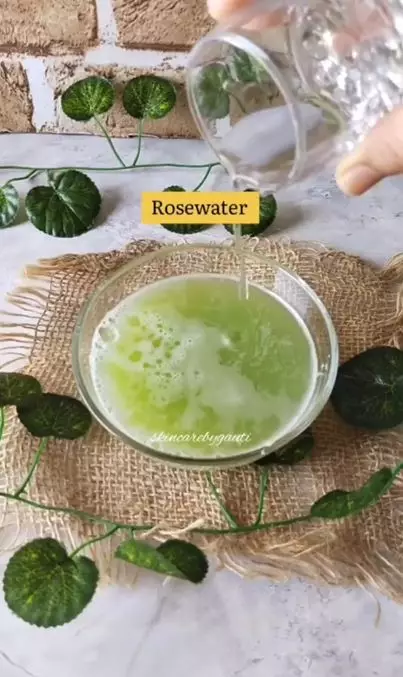 Toner untuk kencangkan wajah kendur Berbagai sumber