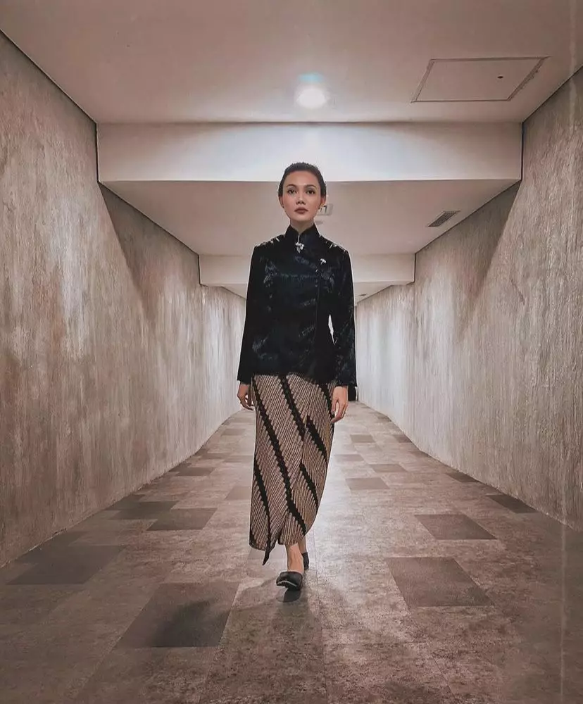 Rina Nose dandan jadi karakter terkenal © Instagram Rina Nose dandan jadi karakter terkenal © Instagram