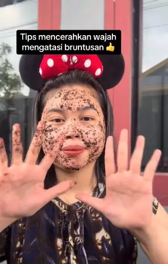 Mencerahkan wajah kusam dan belang Berbagai sumber Mencerahkan wajah kusam dan belang Berbagai sumber