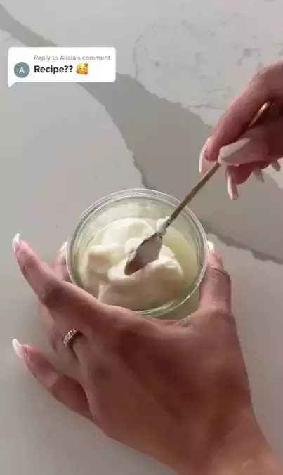 trik hempas kerak ketombe di rambut © TikTok trik hempas kerak ketombe di rambut © TikTok