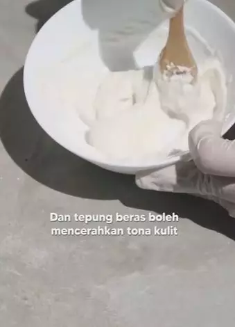 Mencerahkan wajah gelap dan belang Berbagai sumber