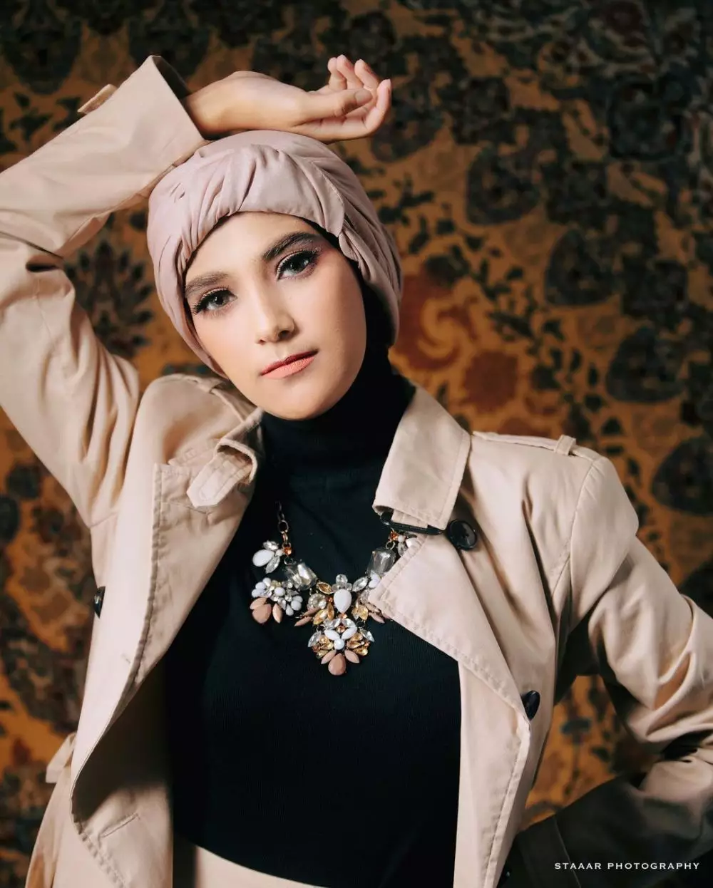 potret nadya mustika pakai makeup bak barbie © instagram