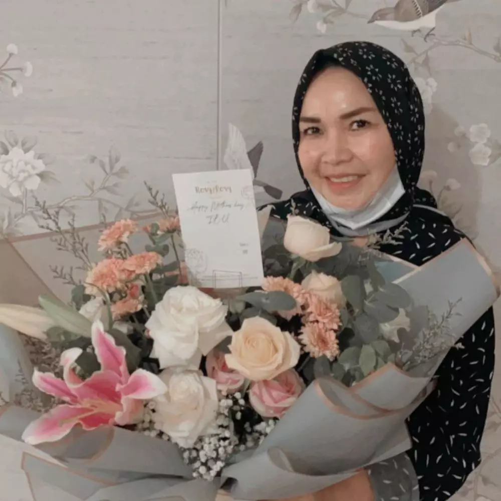 transformasi wajah umi kalsum © instagram transformasi wajah umi kalsum © instagram