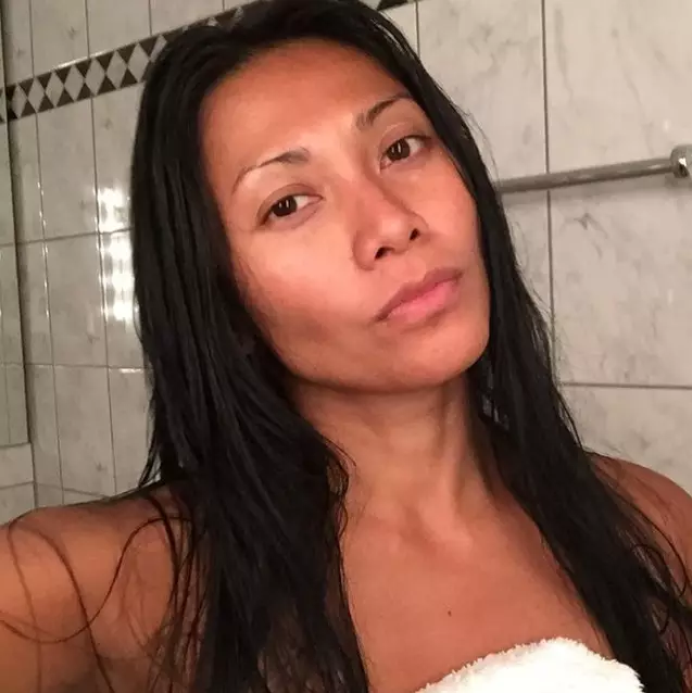 seleb 40-an pamer wajah no makeup © berbagai sumber seleb 40-an pamer wajah no makeup © berbagai sumber