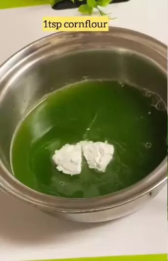 Cegah kulit wajah mengendur pakai peterseli Berbagai sumber