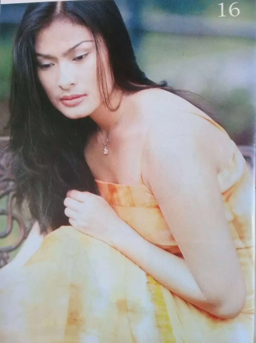 pesona seleb alis tipis di majalah jadul © berbagai sumber pesona seleb alis tipis di majalah jadul © berbagai sumber