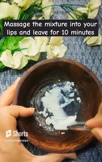 Atasi bibir hitam dan mengelupas pakai tepung beras Berbagai sumber Atasi bibir hitam dan mengelupas pakai tepung beras Berbagai sumber