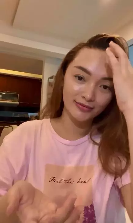 seleb sulam alis tanpa makeup © instagram