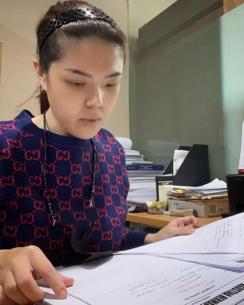 seleb sulam alis tanpa makeup © instagram