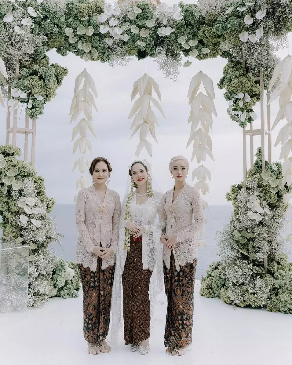 bcl dan intan ayu sepupuan © berbagai sumber