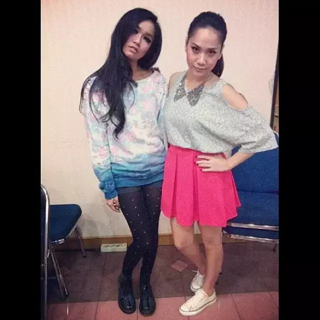 bcl dan intan ayu sepupuan © berbagai sumber