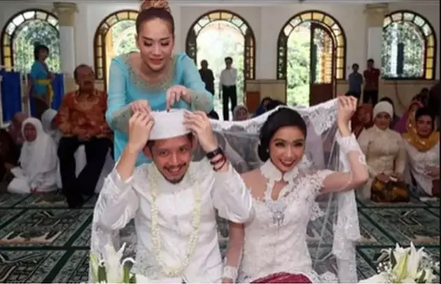 bcl dan intan ayu sepupuan © berbagai sumber