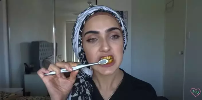 Tak perlu mengunyah jahe © YouTube Tak perlu mengunyah jahe © YouTube