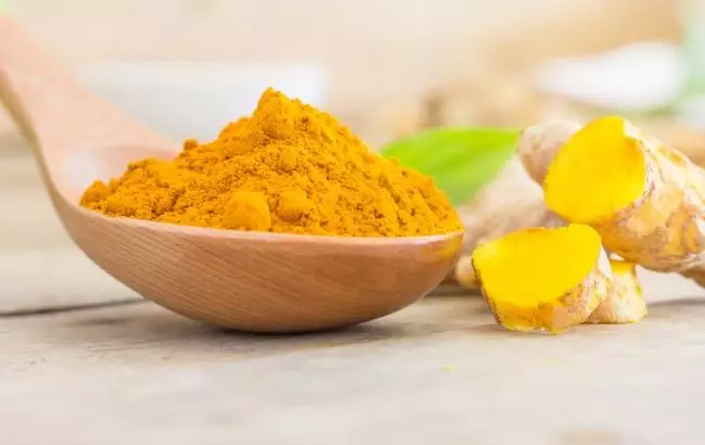 Atasi wajah berminyak dan mudah berkomedo Berbagai sumber