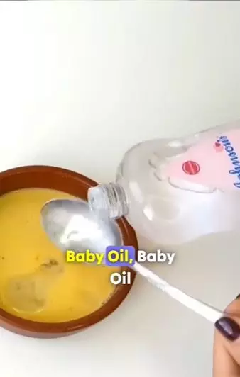 Mencegah uban tumbuh lebih banyak dengan 1 produk bayi Berbagai sumber