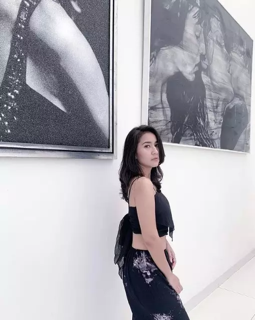 Risma Nilawati tampil modis © Instagram