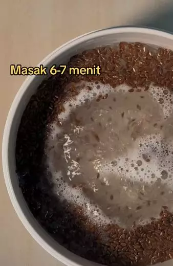 Mengatasi rambut tipis dan sulit tumbuh pakai flaxseed Berbagai sumber Mengatasi rambut tipis dan sulit tumbuh pakai flaxseed Berbagai sumber