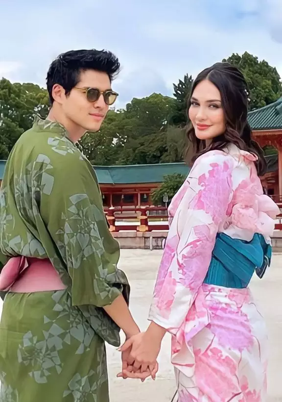 potret mesra Maxime Bouttier dan Luna Maya © Instagram potret mesra Maxime Bouttier dan Luna Maya © Instagram