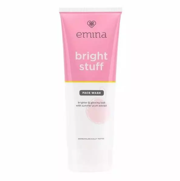 Skincare untuk kulit yang susah putih merek lokal Berbagai sumber