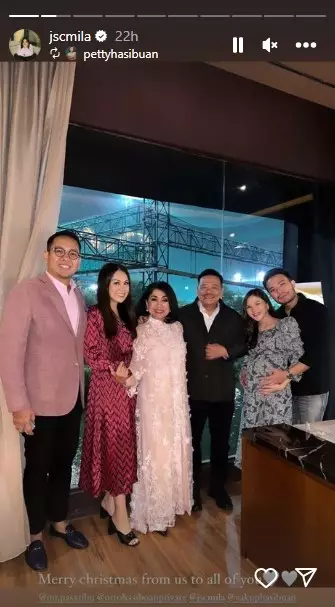 seleb Natal 2023 perdana bareng suami © Instagram seleb Natal 2023 perdana bareng suami © Instagram