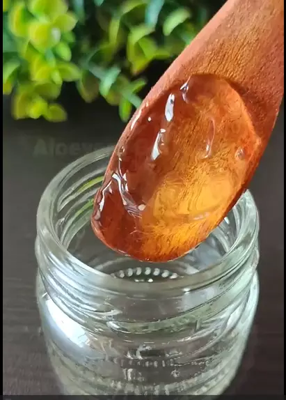 hilangkan flek hitam akibat penuaan berbagai sumber