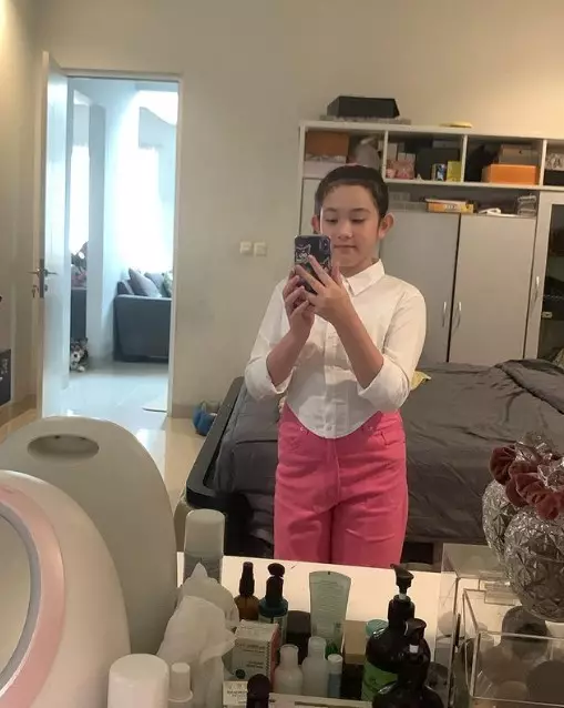 transformasi Mikhaela bak idol Korea © Instagram