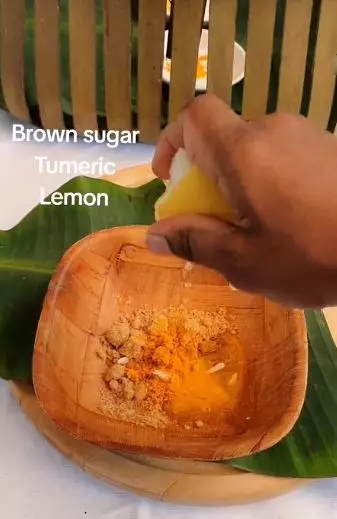 Putihkan ketiak hitam penuh daki pakai brown sugar Berbagai sumber