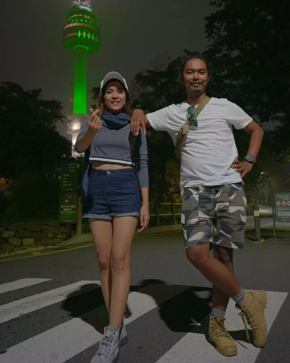 potret mesra dodit dan kekasih © instagram