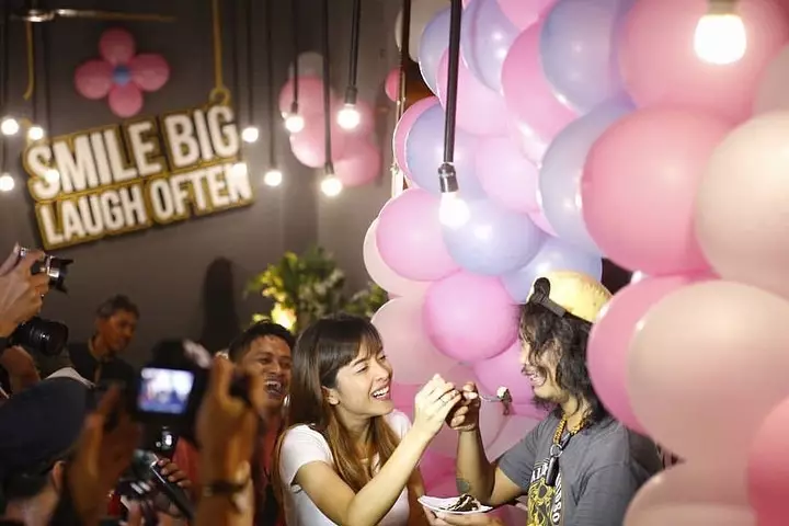 potret mesra dodit dan kekasih © instagram