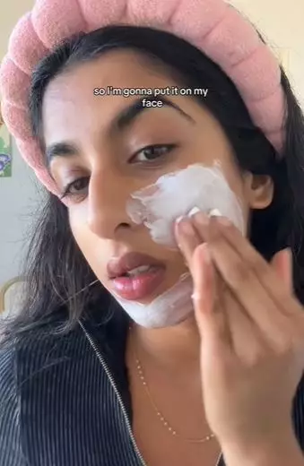 Atasi kulit kendur dan kusam di usia 50 Berbagai sumber Atasi kulit kendur dan kusam di usia 50 Berbagai sumber