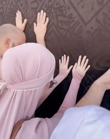 momen bcl laksanakan umroh ashraf © instagram momen bcl laksanakan umroh ashraf © instagram