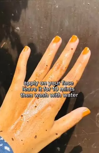 Kencangkan kulit kendur dan cepat keriput Berbagai sumber