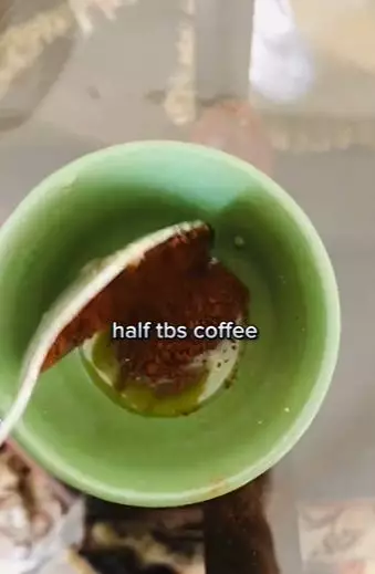 Kencangkan kulit kendur dan cepat keriput Berbagai sumber