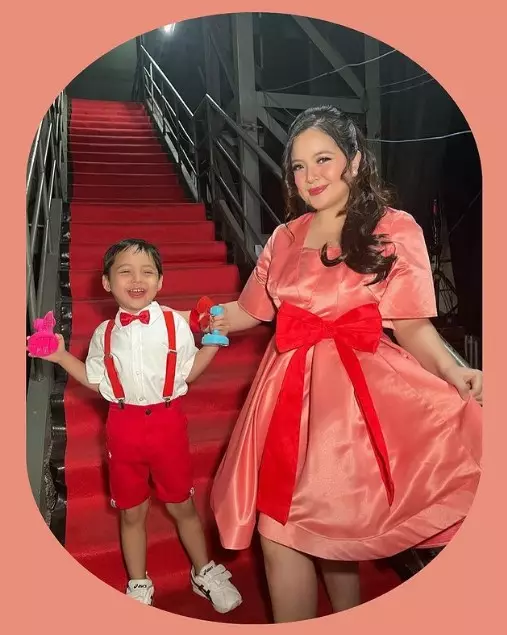 Seleb bentuk badannya berisi usai lahiran © berbagai sumber Seleb bentuk badannya berisi usai lahiran © berbagai sumber