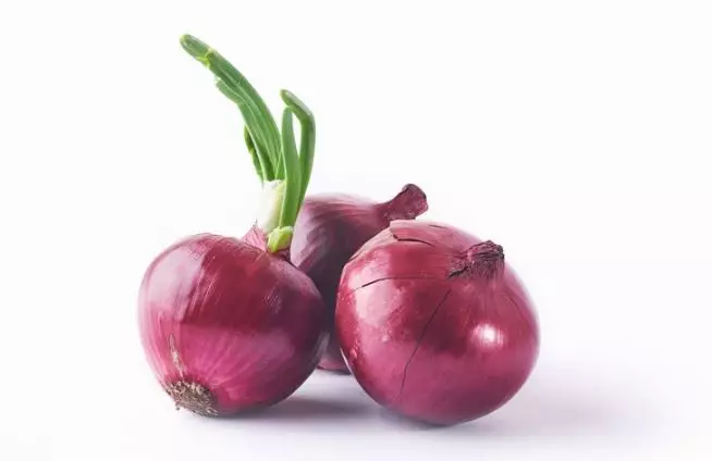 Kurangi rontok berlebih pakai bawang merah Berbagai sumber