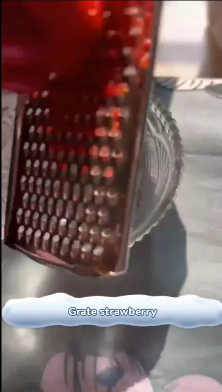 atasi flek hitam pakai stroberi berbagai sumber atasi flek hitam pakai stroberi berbagai sumber