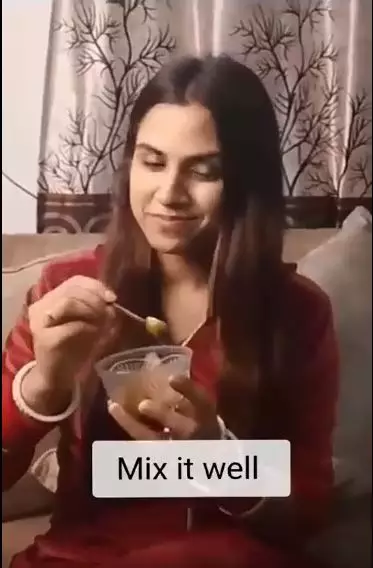 Cara atasi mata panda dalam 10 menit berbagai sumber