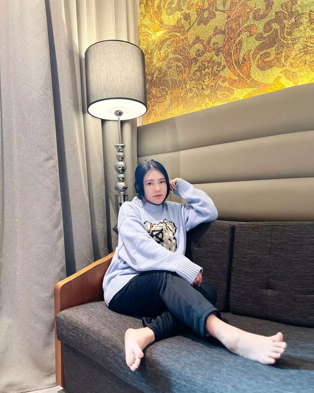 cerita seleb kena efek samping perawatan © instagram