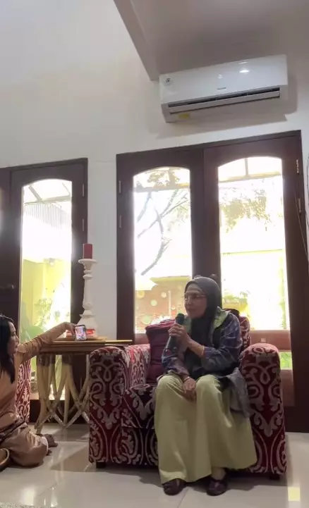 armand maulana dewi gita gelar pengajian di ultah nikah © berbagai sumber