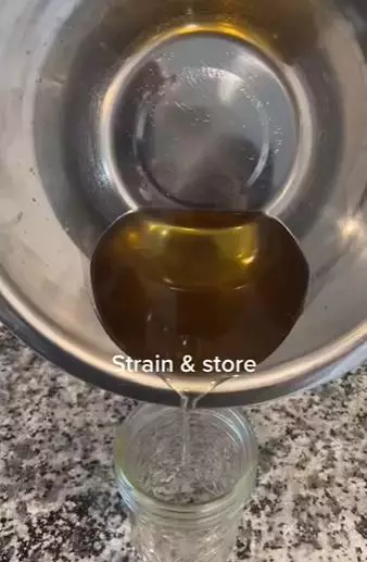 Mencegah uban agar tak semakin banyak Berbagai sumber