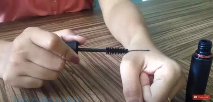 trik mencairkan maskara kering berbagai sumber