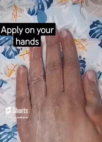 Baking soda atasi tangan keriput dan kasar Berbagai sumber