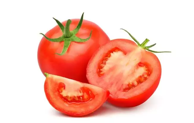 Tomat bikin wajah kencang dan mulus Berbagai sumber Tomat bikin wajah kencang dan mulus Berbagai sumber