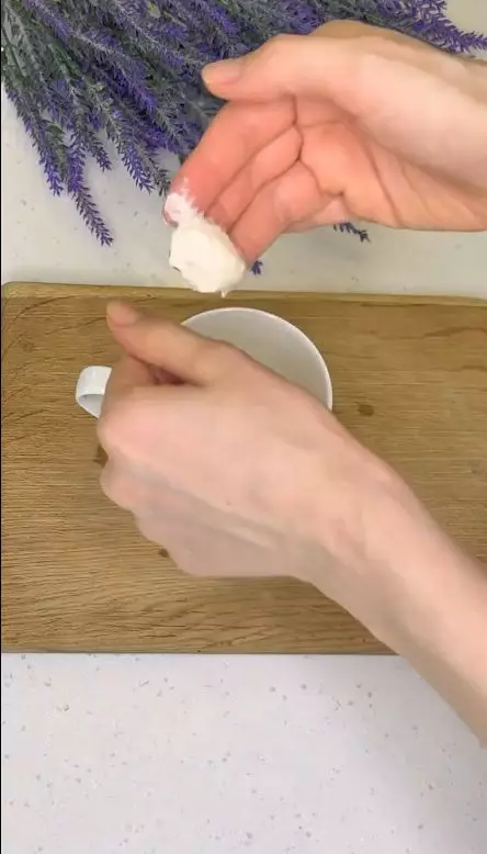 hilangkan kerutan di wajah. berbagai sumber hilangkan kerutan di wajah. berbagai sumber