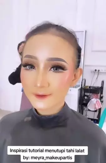 Makeup wanita dengan tahi lalat Berbagai sumber Makeup wanita dengan tahi lalat Berbagai sumber
