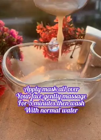 Cegah kulit cepat mengendur  Berbagai sumber