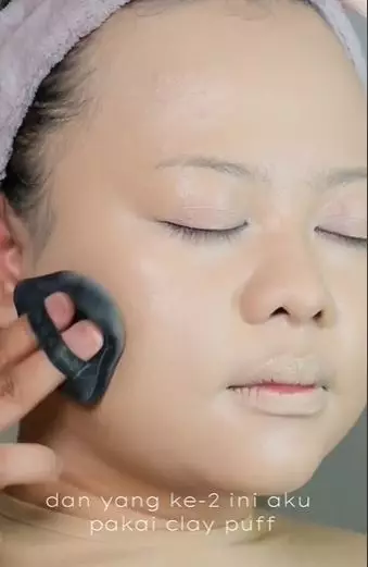 Makeup wanita wajah berminyak auto flawless Berbagai sumber